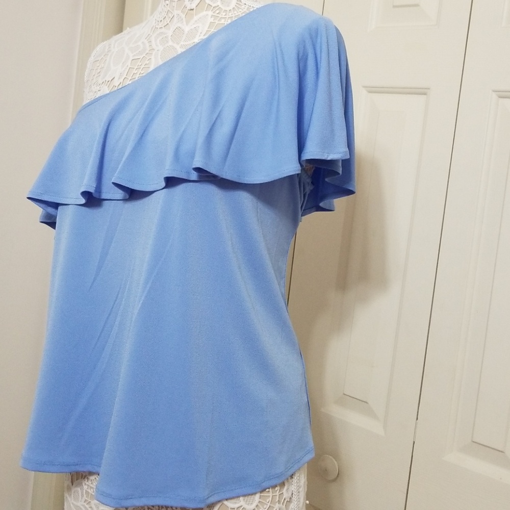One Shoulder Top - Picture 3 of 7